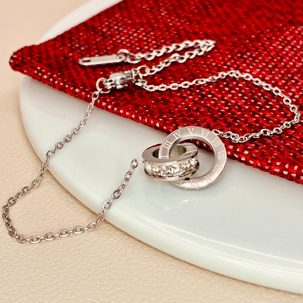 Silver Interlocking Rings Roman Numeral & CZ Dainty Chain Bracelet